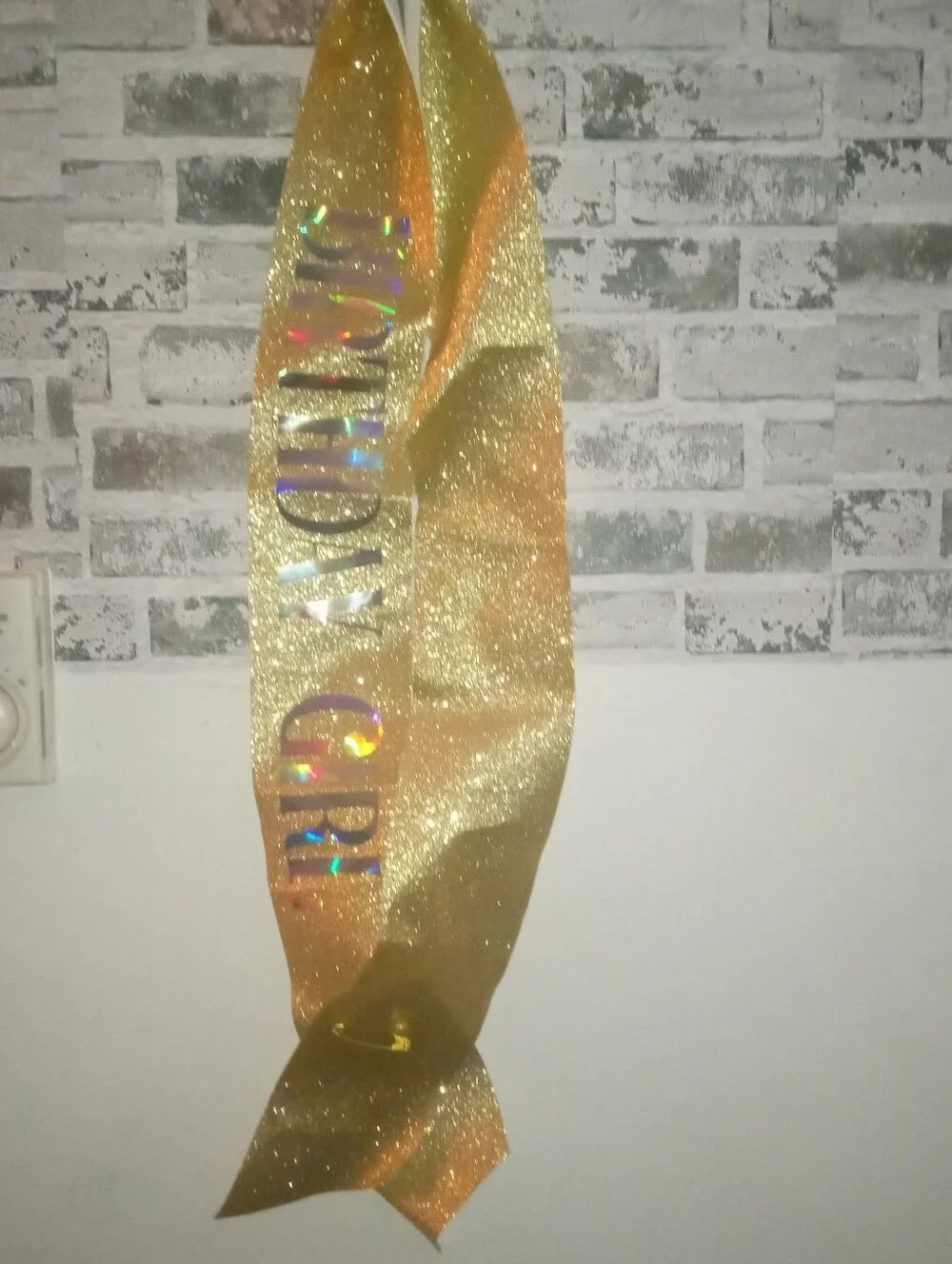 Gold 'Birthday Girl' Glitter Sash - Party Accessory